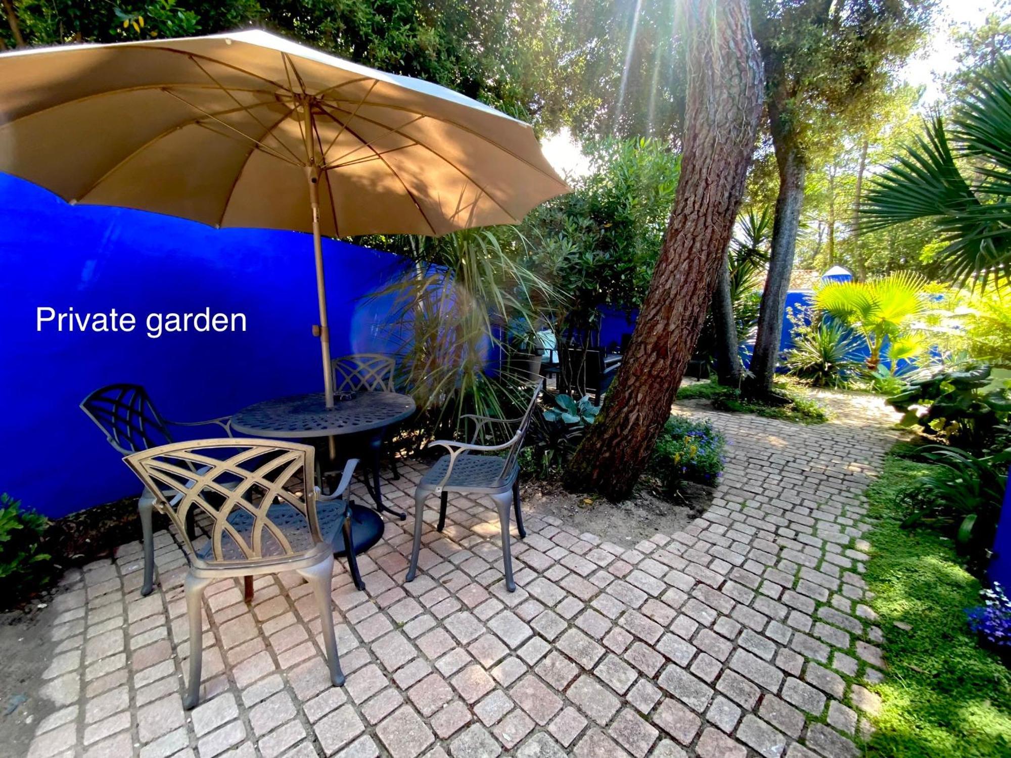 Appartement With Beautiful Private Garden On The Forest In Domino Les Sables Vignier